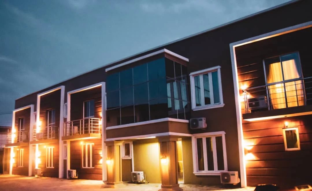 38 Hotels and Suites - Main Photo 1