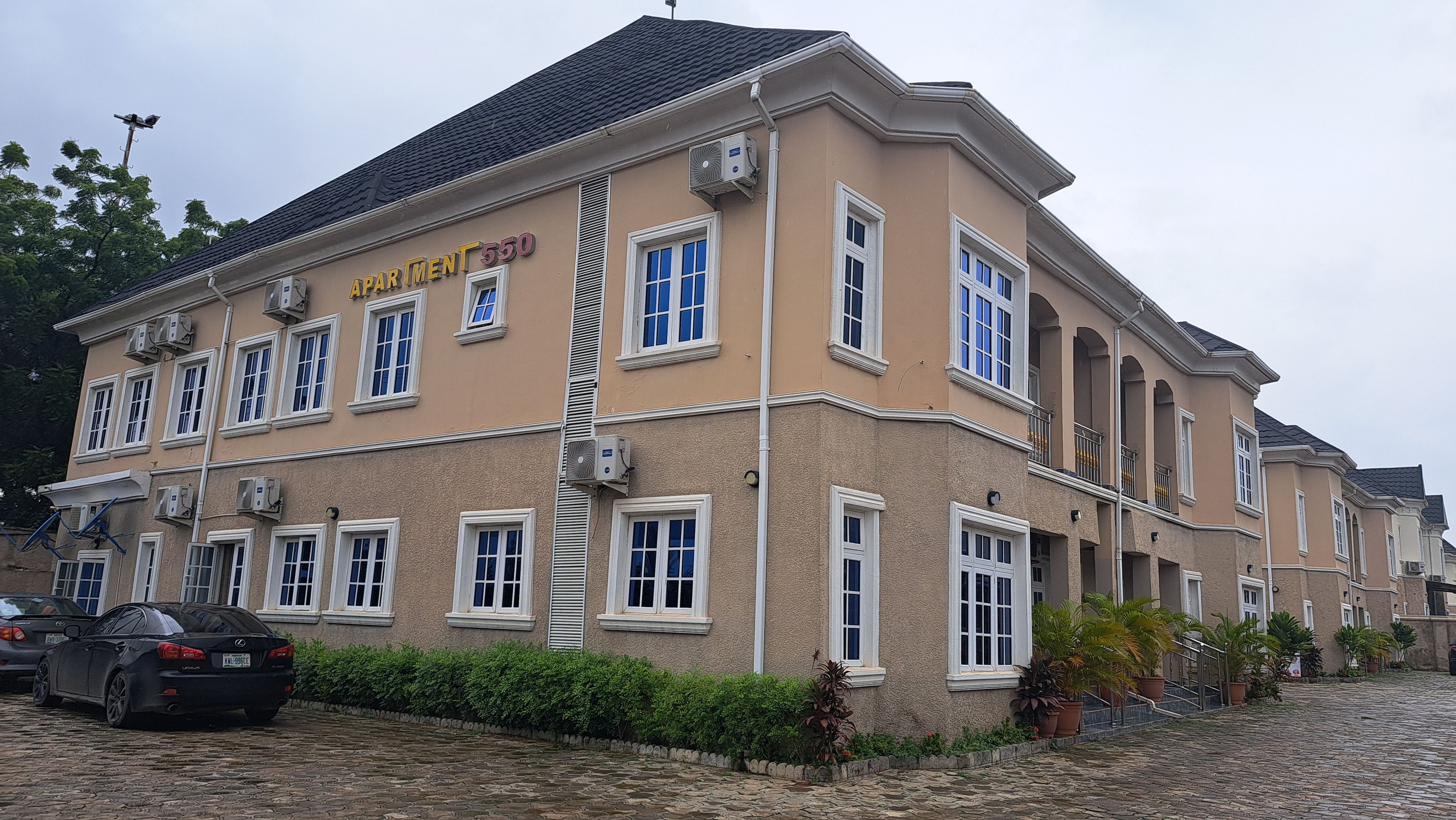 Apartment 550 - Main Photo 1