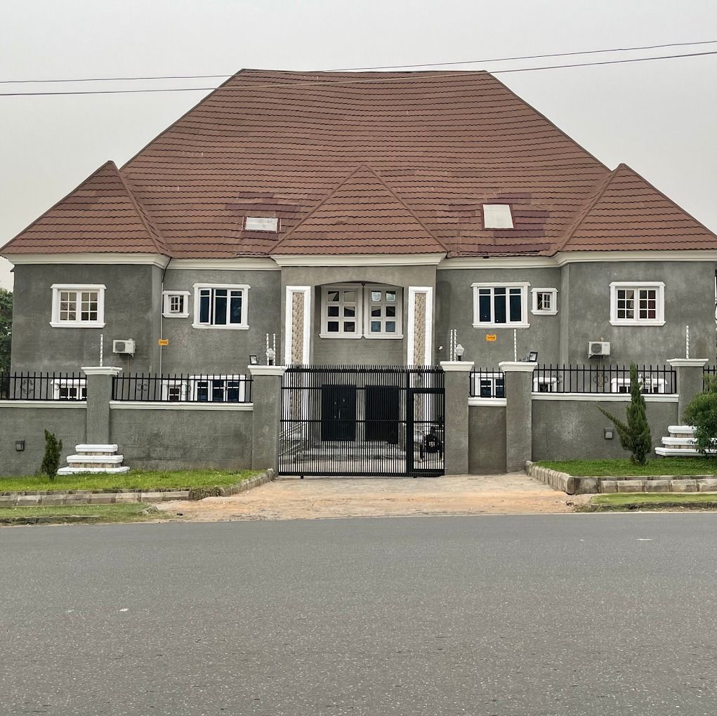 BV Apartment and Suites - Main Photo 1