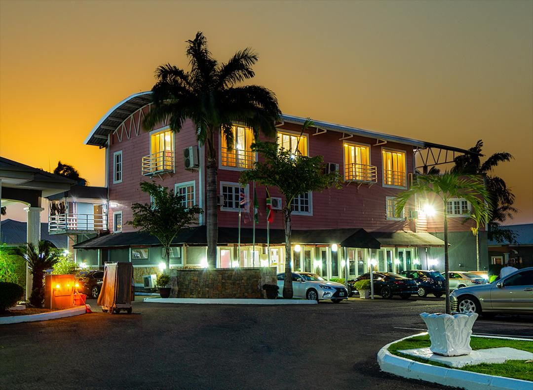 Broadfield Hotel - Main Photo 1