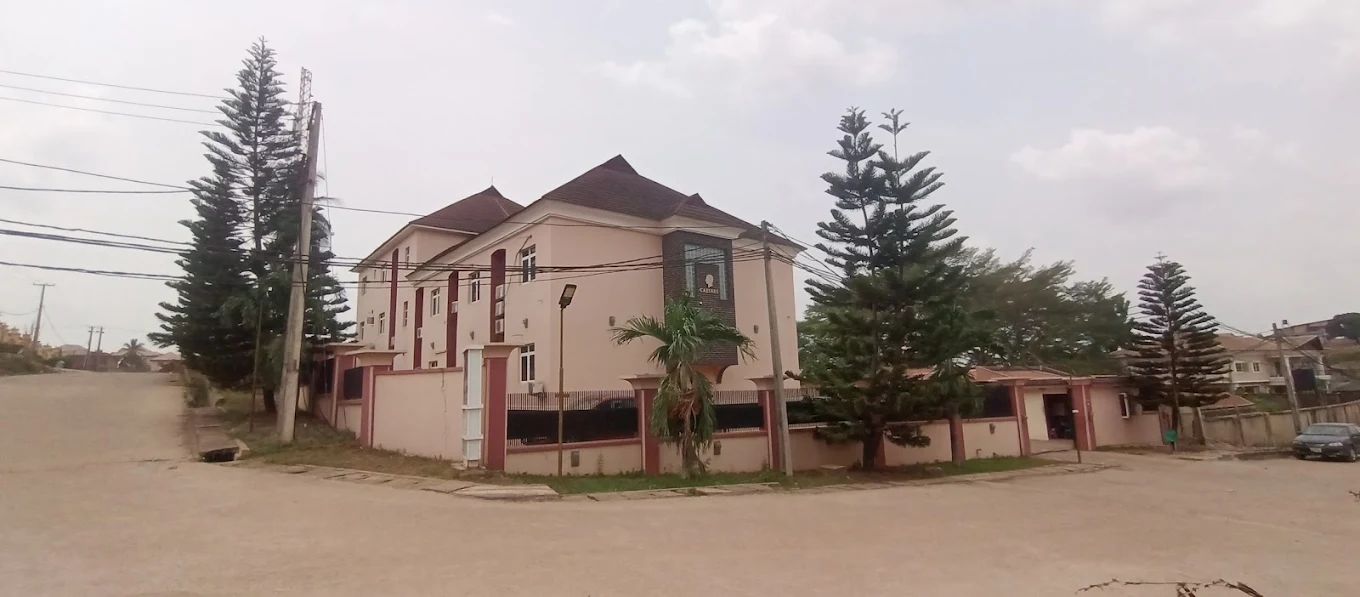 Caesars Court Hotel & Suites - Main Photo 1