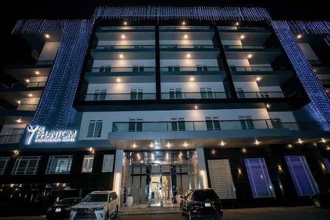 De Phantom continental Hotel - Main Photo 1