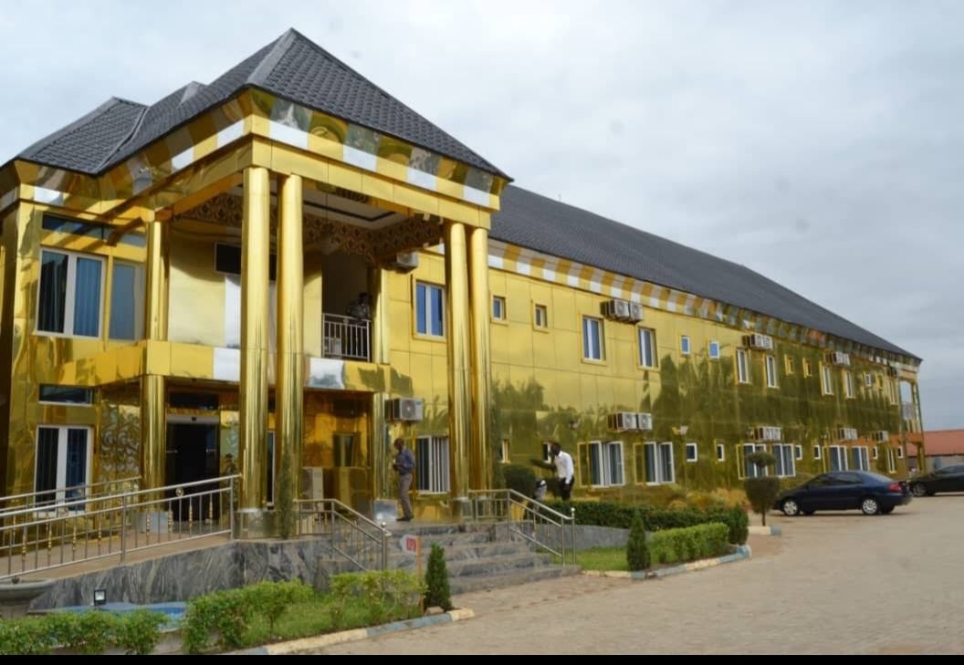 Golden Dabis Hotel Keffi - Main Photo 1