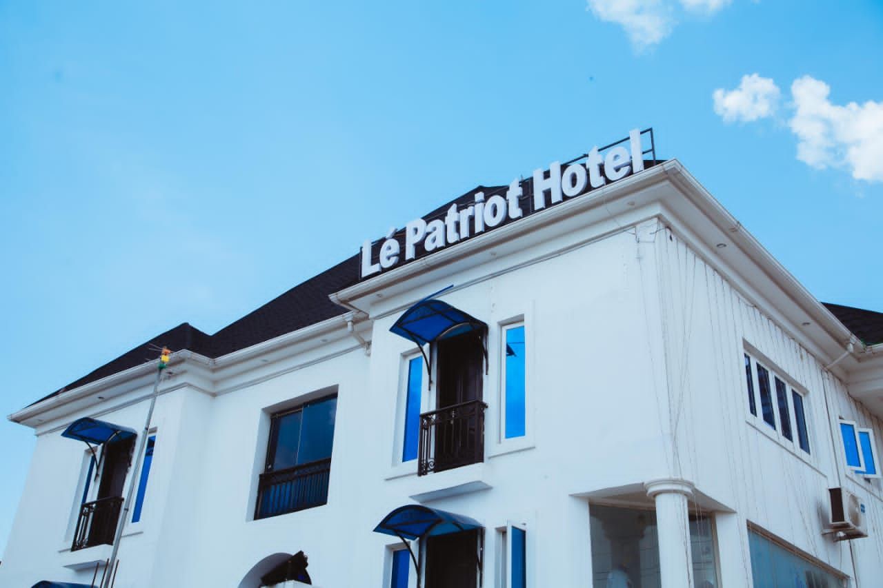 Lè Patriot Hotel - Main Photo 1