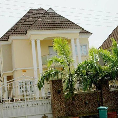 Myahomes & Suites - Main Photo 1