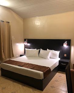 POSH APARTMENTS BUSINESS HOTEL - Main Photo 1