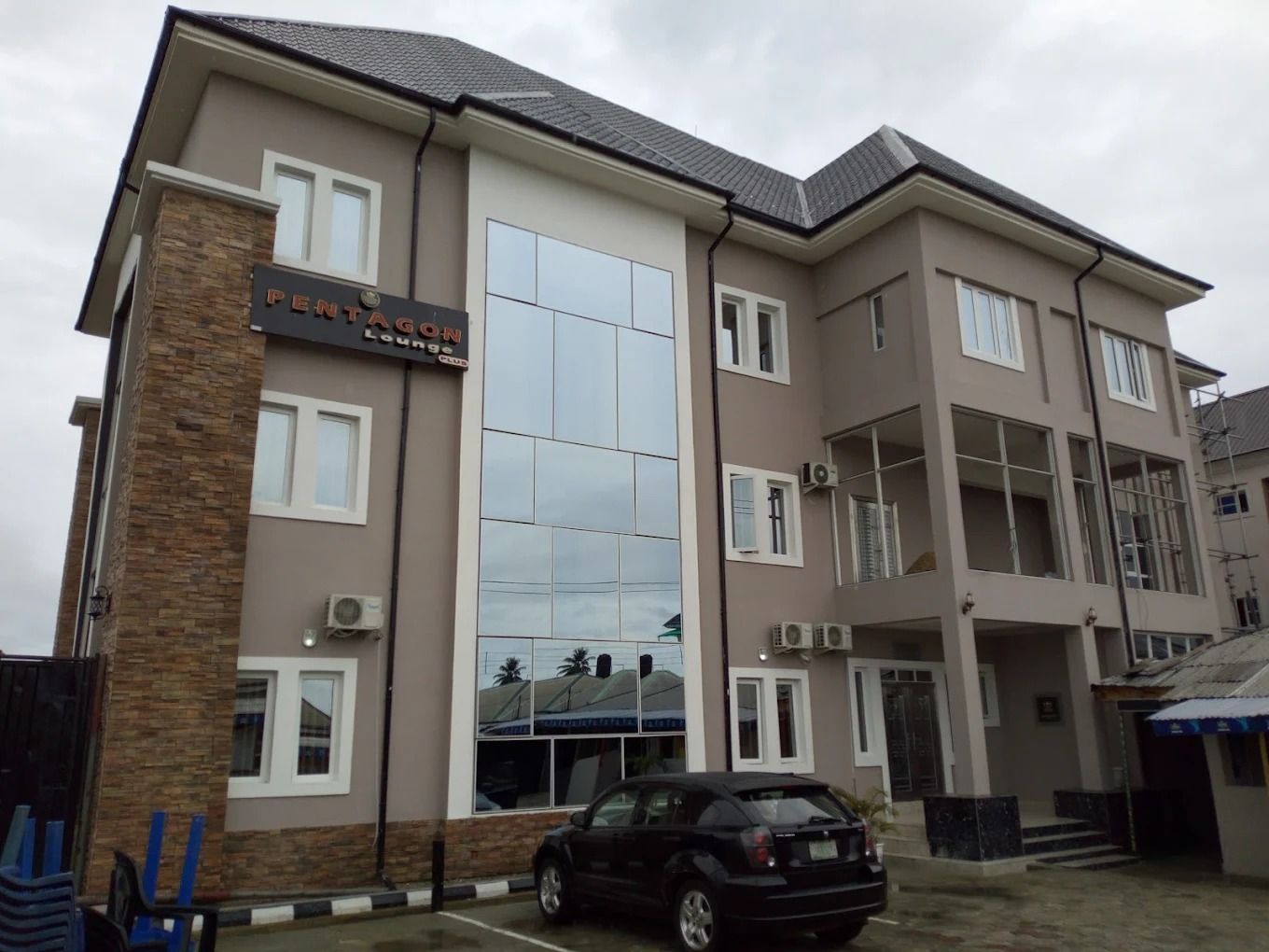 Pentagon International Hotel - Main Photo 1