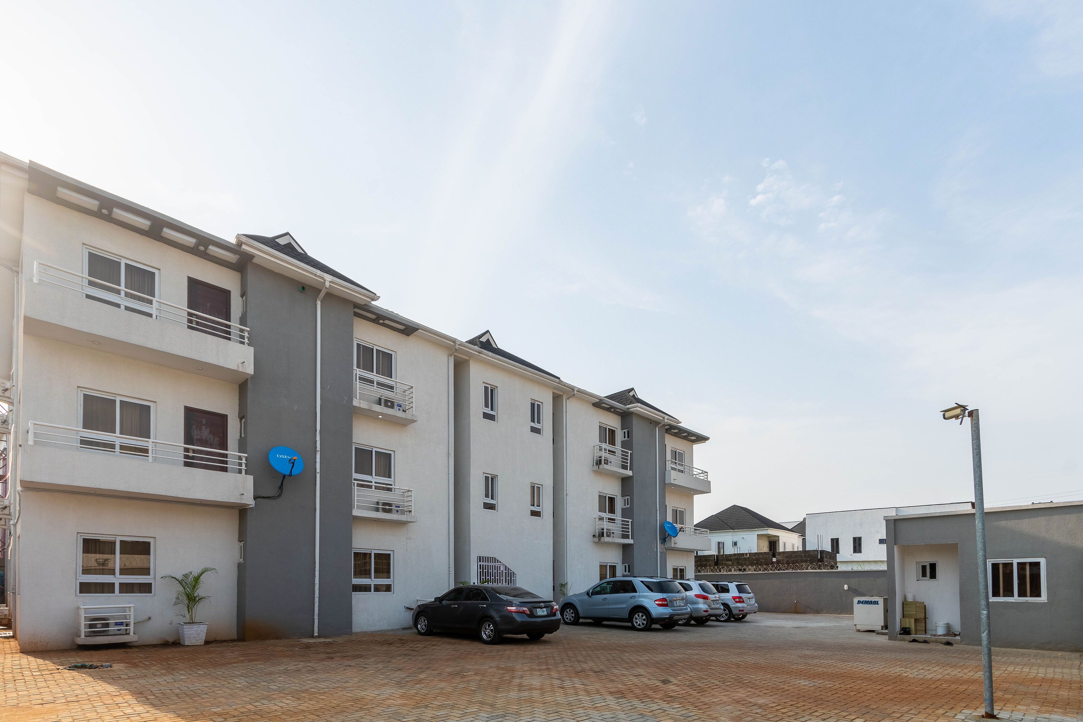 Perugia Apartments - Main Photo 1