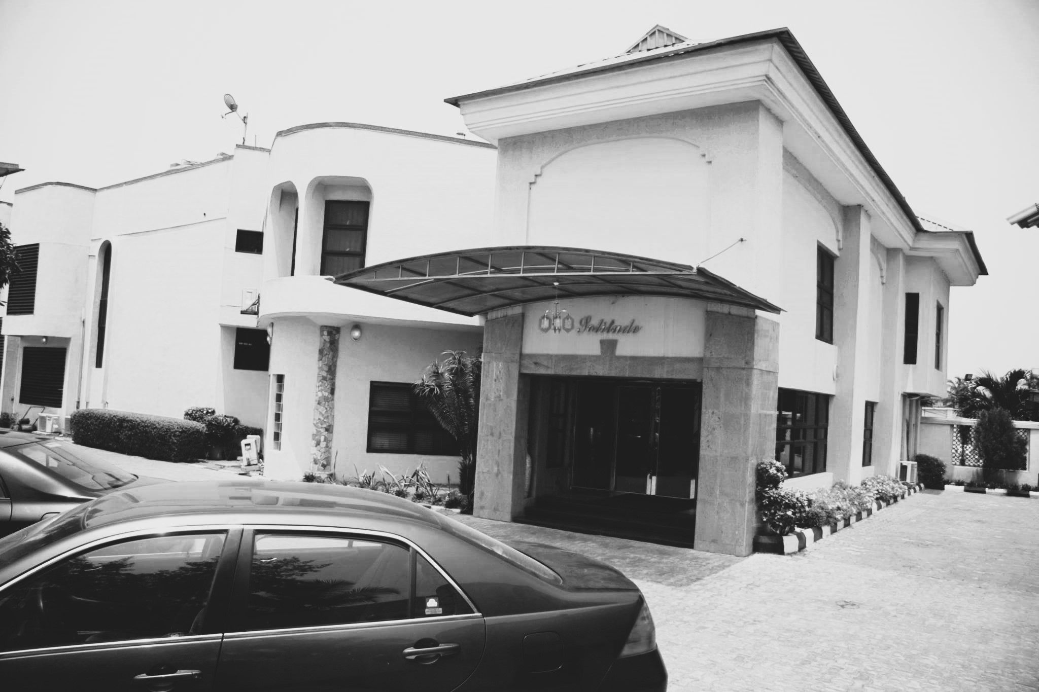 Solitude Hotel - Main Photo 1