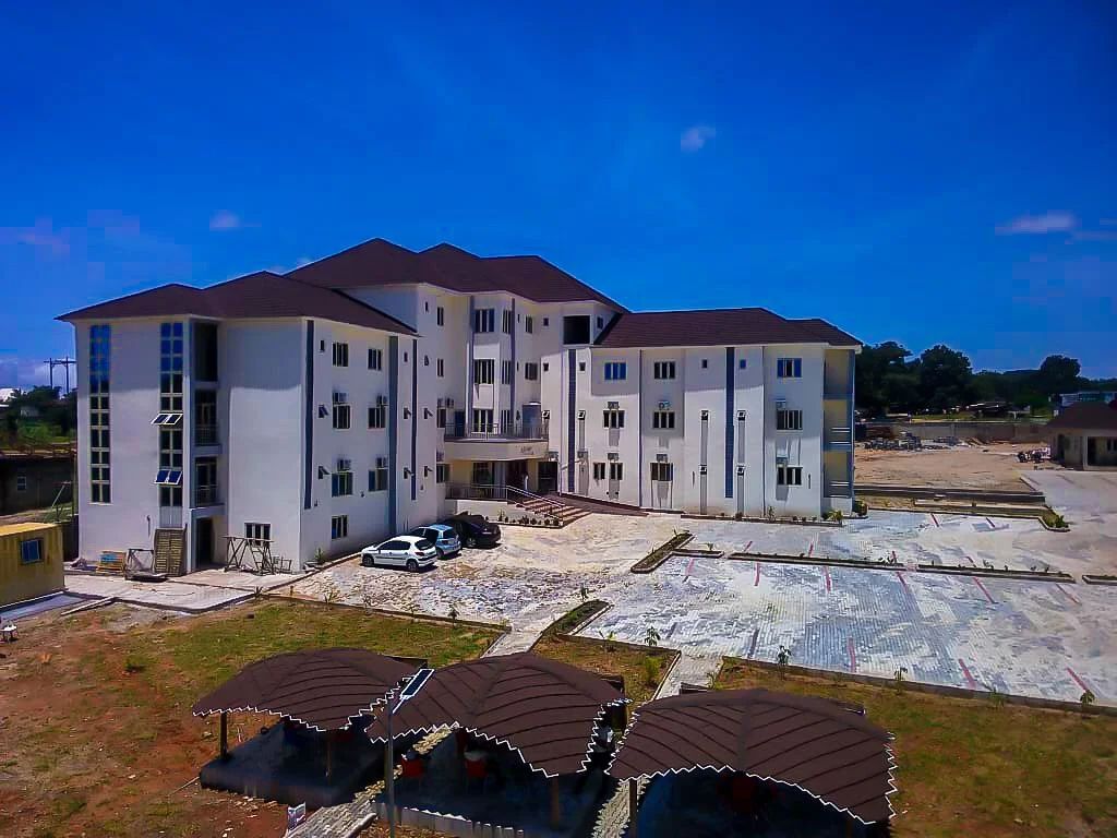 Tazu Luxury Hotel and suites - Main Photo 1