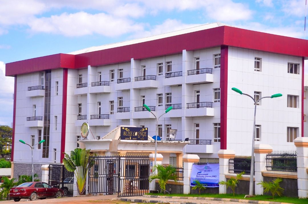 ZEUS PARADISE HOTEL - Main Photo 1